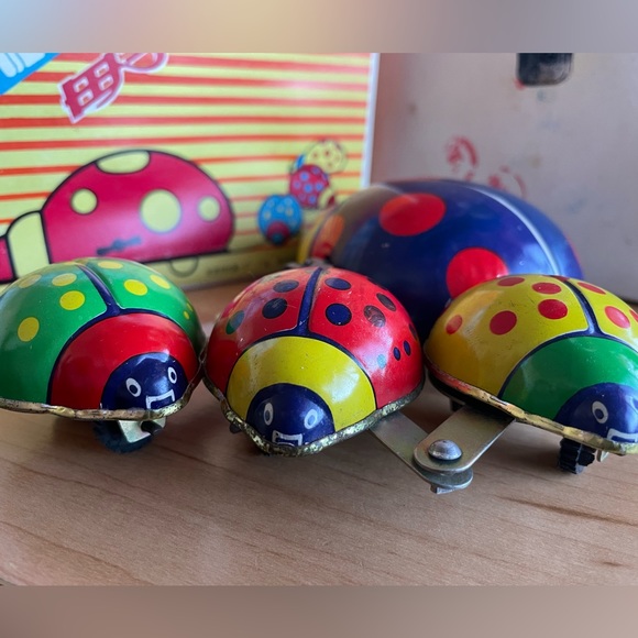 Vintage Tin Toy Lady-Bug Family Parade Wind-Up Collector Toy Blic 1970s - Picture 13 of 14